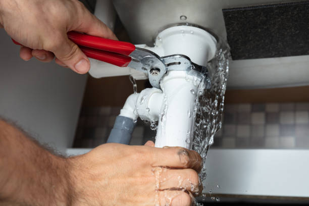 Best Carpet water damage restoration  in Luling, LA